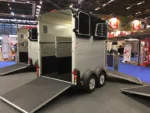 Ifor Williams HBX 506 Pferdeanhänger – 2-Sitzer – Bild 2